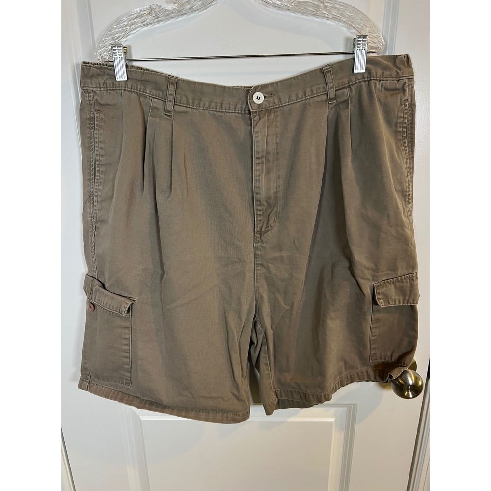 Passports Plus Womens Cargo Shorts Pleated Front Brown 22W‎